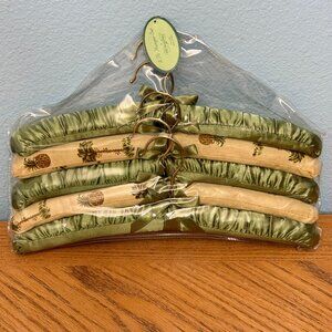 Once Upon A Rose 5 Piece Set Padded Hangers Green Beige Pineapple Palm Trees